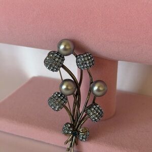 Silver-Tone Floral Bouquet Brooch featuring a cluster of gray faux-pearls